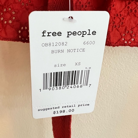 Free People Burn Notice Crop Linen Top - Picture 3 of 5